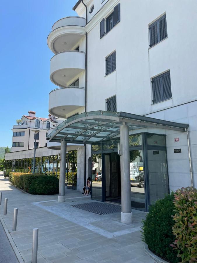 Apartment Felicia 12 Порторож Екстериор снимка